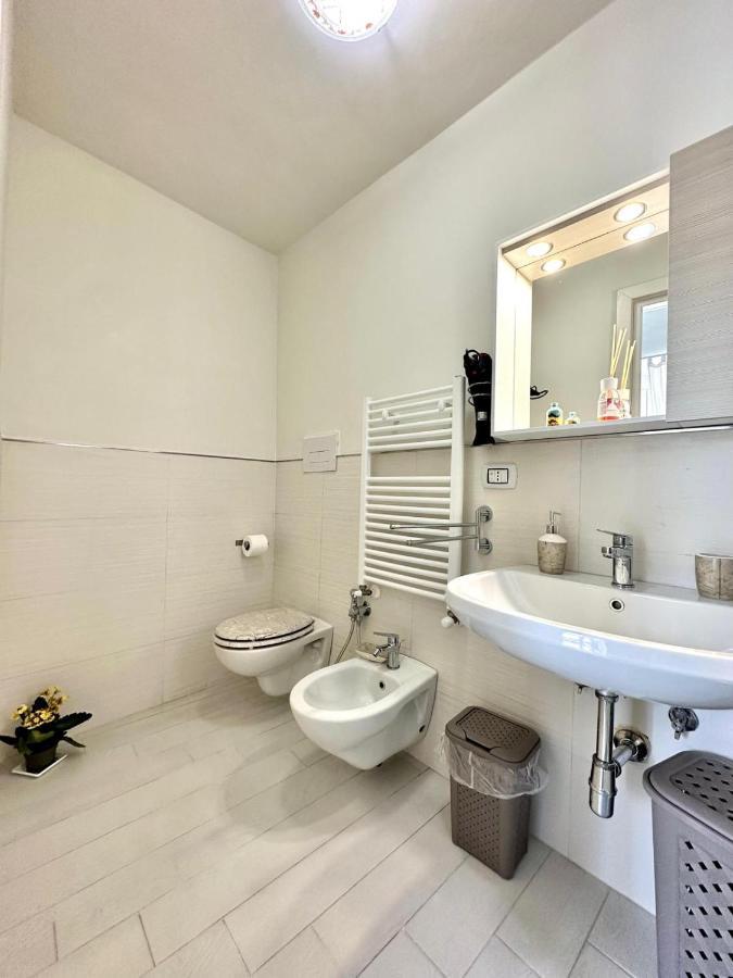 B&B La Reggia Del Sol Trani Kültér fotó