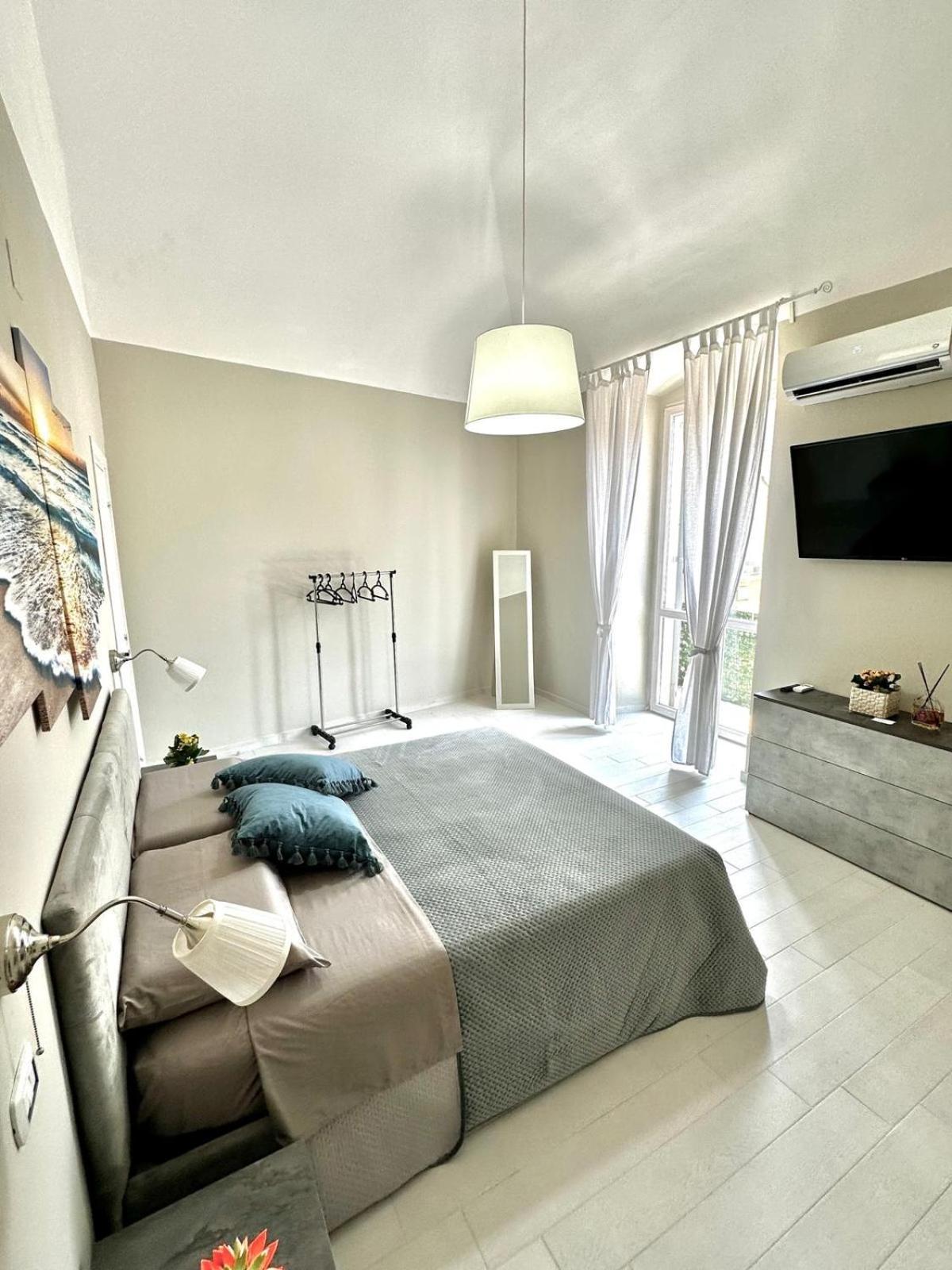 B&B La Reggia Del Sol Trani Kültér fotó