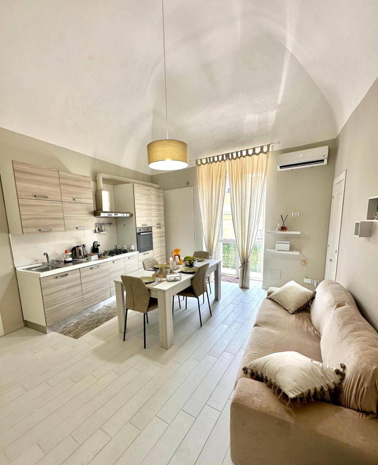 B&B La Reggia Del Sol Trani Kültér fotó
